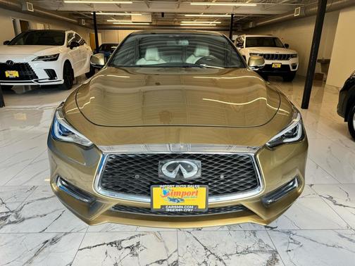 2018 INFINITI Q60 3.0T LUXE