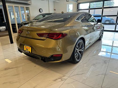 2018 INFINITI Q60 3.0T LUXE