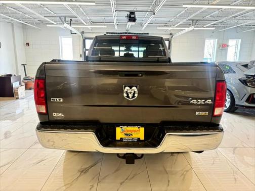 2017 RAM 1500 SLT