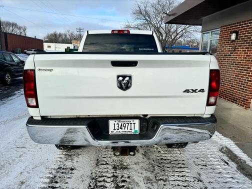 2017 RAM 2500 Tradesman Crew Cab 4x4 6'4' Box
