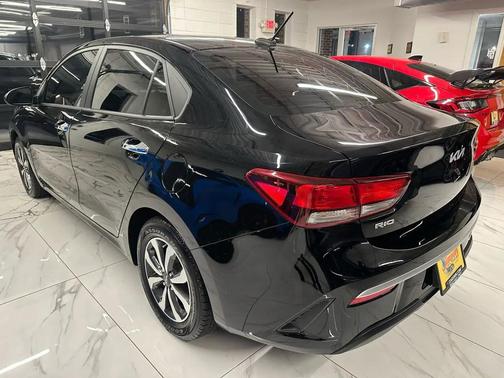 2022 Kia Rio S