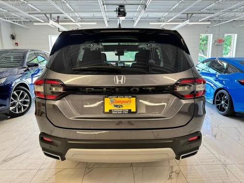 Gray 2023 Honda Pilot AWD Elite