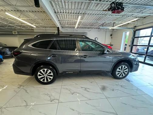 Magnetite Gray Metallic 2022 Subaru Outback Premium