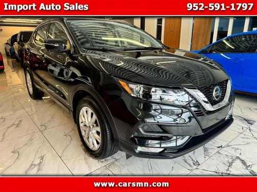 2021 Nissan Rogue Sport SV