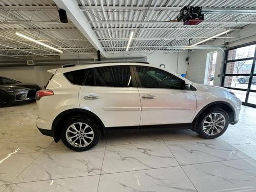 Pearl White 2017 Toyota RAV4 Limited