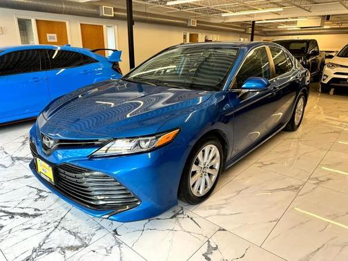 2020 Toyota Camry LE