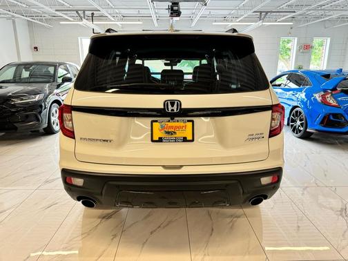 2019 Honda Passport Elite