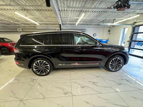 2021 Lincoln Aviator Reserve AWD