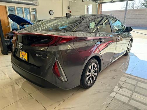 Magnetic Gray Metallic 2021 Toyota Prius Prime Limited