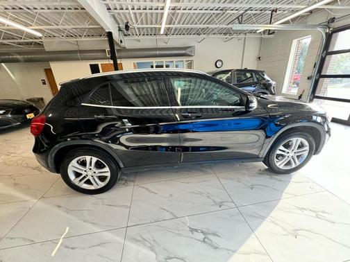 2016 Mercedes-Benz GLA-Class 4MATIC