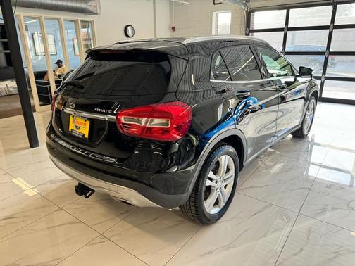2016 Mercedes-Benz GLA-Class 4MATIC