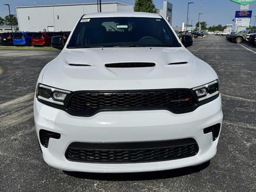 White Knuckle Clearcoat 2026 Dodge Durango GT HEMI V8