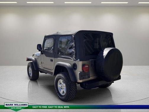 Light Khaki Clearcoat Metallic / Dark Khaki 2006 Jeep Wrangler SE