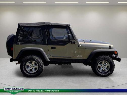 Light Khaki Clearcoat Metallic / Dark Khaki 2006 Jeep Wrangler SE