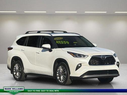 2023 Toyota Highlander L