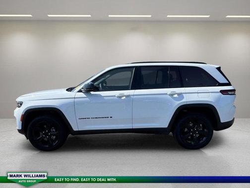 2024 Jeep Grand Cherokee Laredo