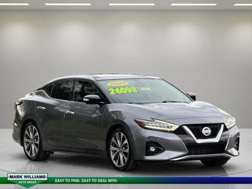 Gun Metallic 2020 Nissan Maxima 3.5 Platinum