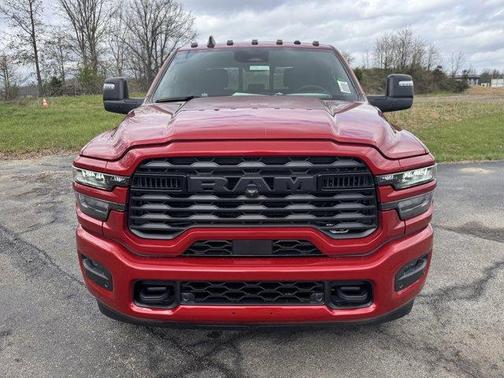 Molten Red Pearlcoat 2026 RAM 3500 Big Horn