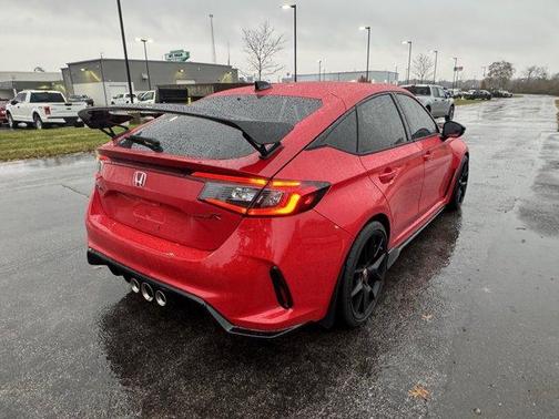 2025 Honda Civic Type R Base