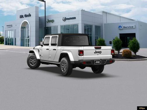 Bright White Clearcoat 2026 Jeep Gladiator Sport