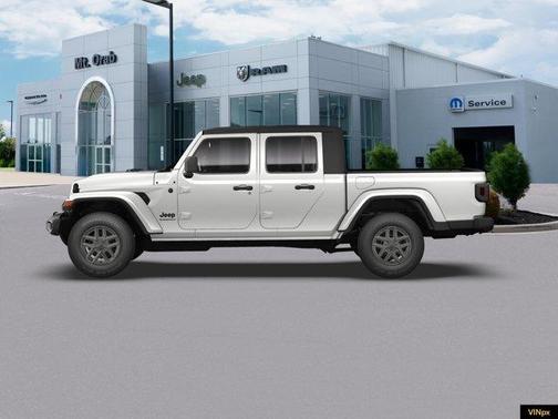 Bright White Clearcoat 2026 Jeep Gladiator Sport