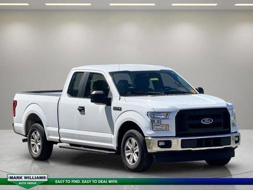 Oxford White 2017 Ford F-150 XL