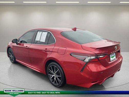 2022 Toyota Camry 