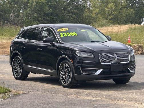 Infinite Black Metallic 2019 Lincoln Nautilus Reserve