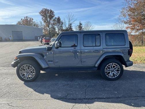 2022 Jeep Wrangler Unlimited 4xe Sahara