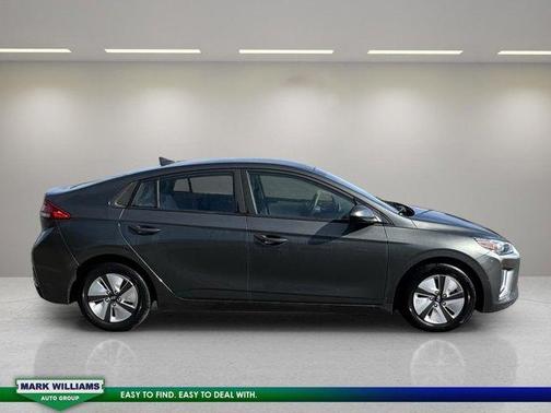 2022 Hyundai IONIQ Hybrid Blue