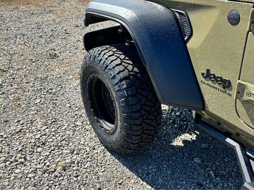41 2026 Jeep Gladiator Sport