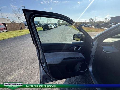 2023 Jeep Compass Latitude Lux