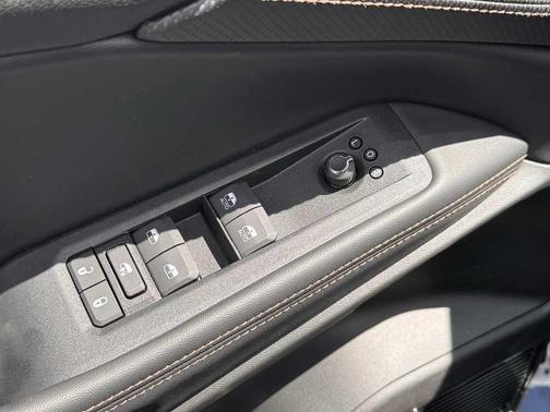Diamond Black 2026 Jeep Cherokee Overland