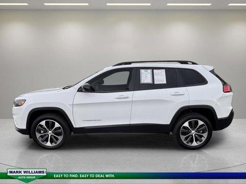 Bright White Clearcoat 2022 Jeep Cherokee Limited
