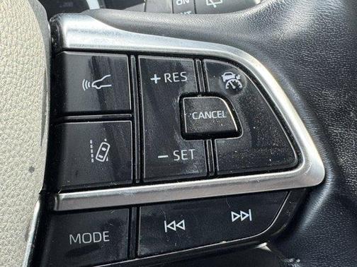 2020 Toyota Highlander L