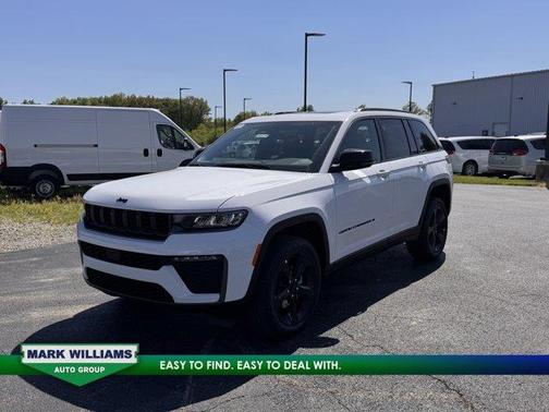 Bright White Clearcoat 2026 Jeep Grand Cherokee Limited