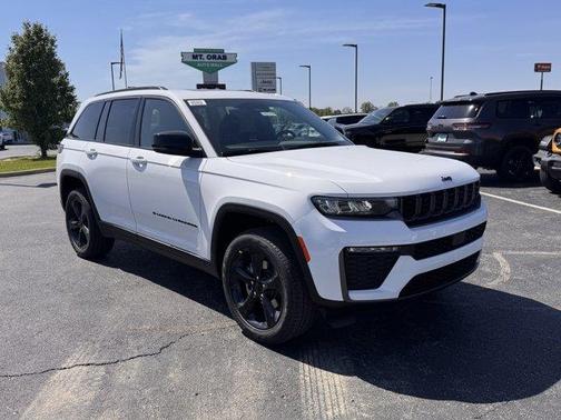 Bright White Clearcoat 2026 Jeep Grand Cherokee Limited
