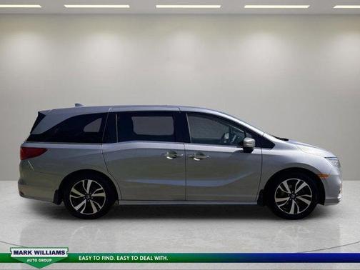 Lunar Silver Metallic 2020 Honda Odyssey Elite