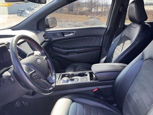 2020 Ford Edge ST Line