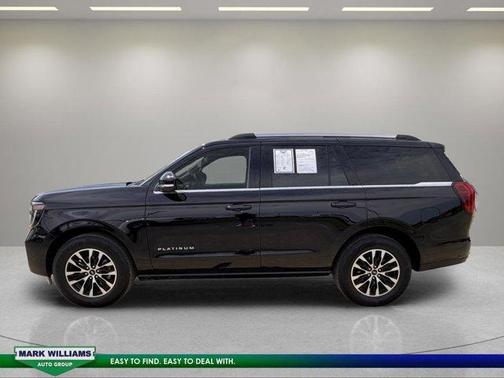 Agate Black Metallic 2025 Ford Expedition Platinum