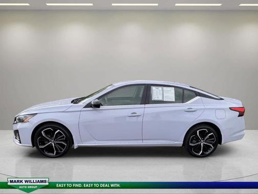 Gray 2025 Nissan Altima SR