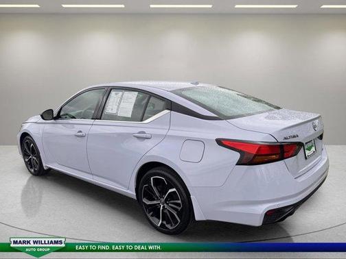 Gray 2025 Nissan Altima SR