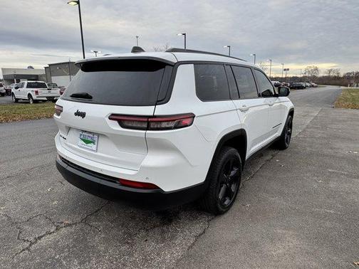 2021 Jeep Grand Cherokee L Laredo