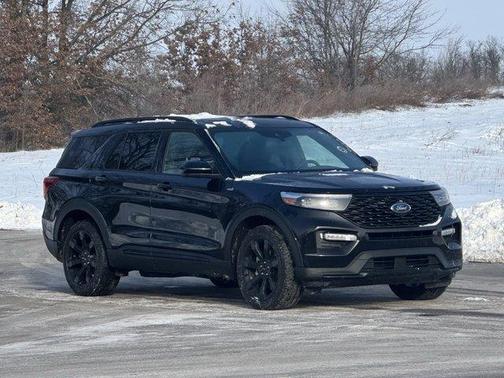 2022 Ford Explorer ST-Line