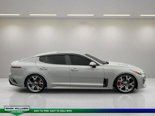 2021 Kia Stinger GT1