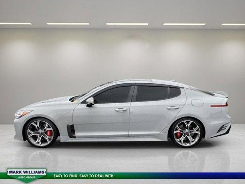 2021 Kia Stinger GT1