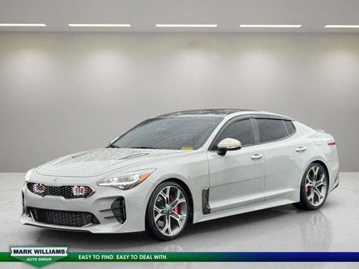 2021 Kia Stinger GT1