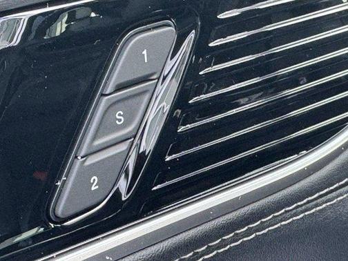 2026 Jeep Grand Wagoneer Base