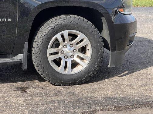 2017 Chevrolet Suburban LT