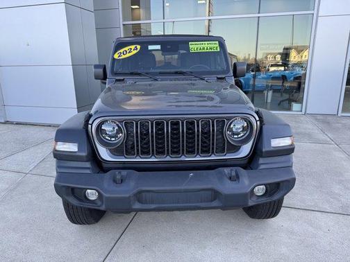2024 Jeep Wrangler Sport